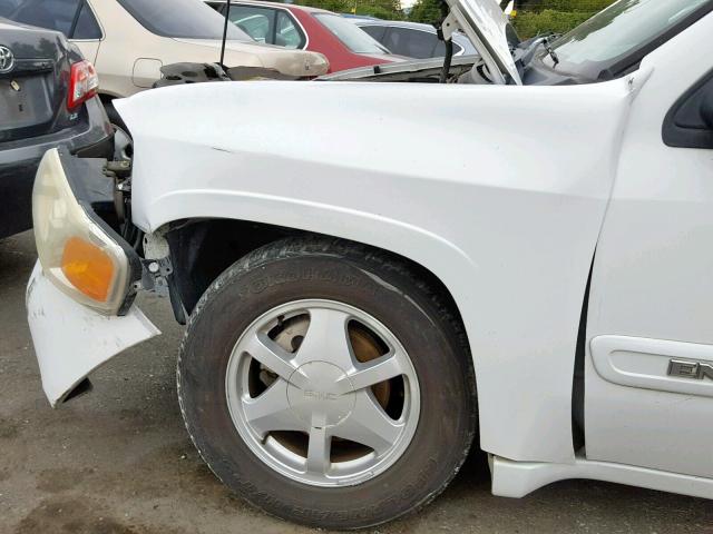 1GKDT13S522188585 - 2002 GMC ENVOY WHITE photo 9