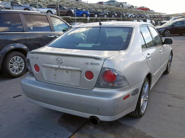 JTHBD192540081556 - 2004 LEXUS IS 300 SILVER photo 4