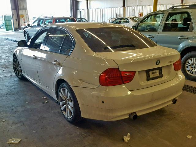 WBAPL5G56BNN22297 - 2011 BMW 335 XI WHITE photo 3