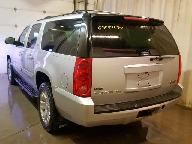 1GKS2KE30BR213387 - 2011 GMC YUKON XL K SILVER photo 3