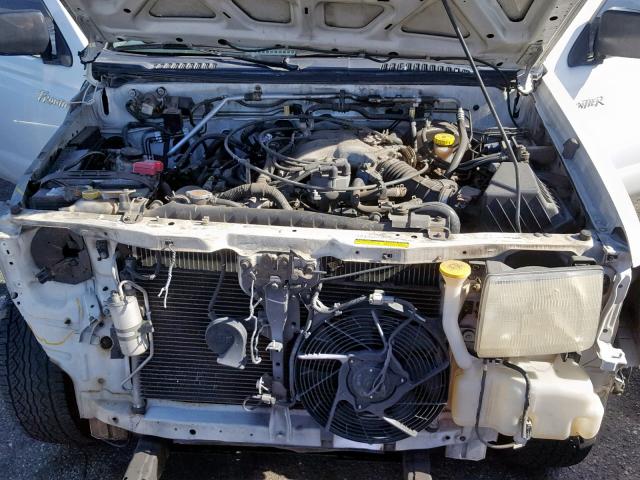 1N6ED27T6YC434503 - 2000 NISSAN FRONTIER C WHITE photo 7