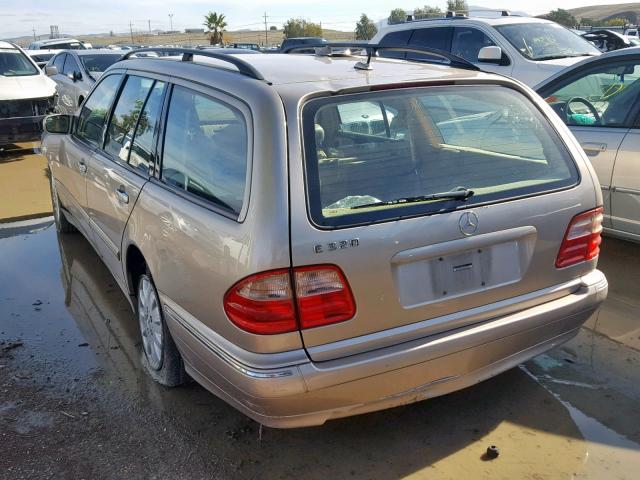 WDBJH65J91B236815 - 2001 MERCEDES-BENZ E 320 GOLD photo 3