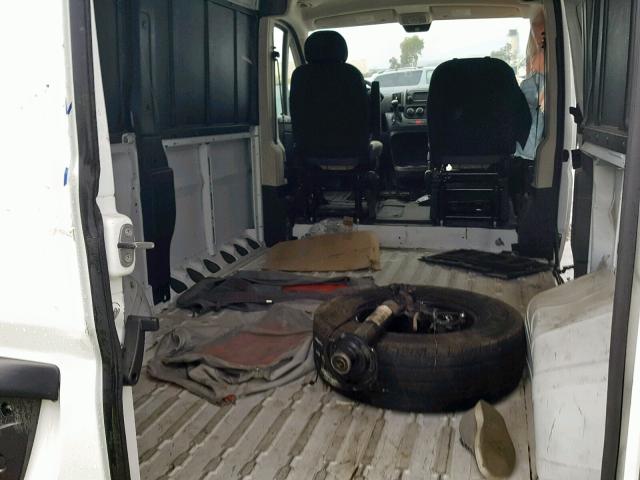 3C6TRVBG0JE107611 - 2018 RAM PROMASTER 白色 照片 6