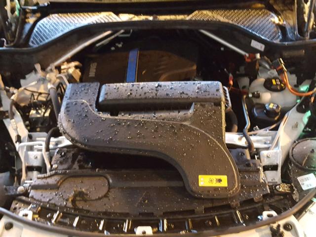 5UXKT0C5XJ0W03450 - 2018 BMW X5 XDR40E თეთრი ფოტო 7