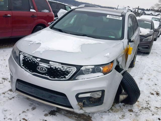 5XYKWDA28CG230186 - 2012 KIA SORENTO SX SILVER photo 2