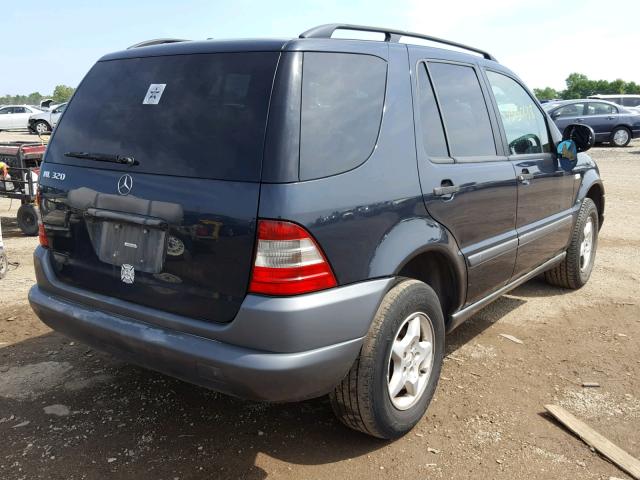 4JGAB54E6XA132620 - 1999 MERCEDES-BENZ ML 320 BLACK photo 4