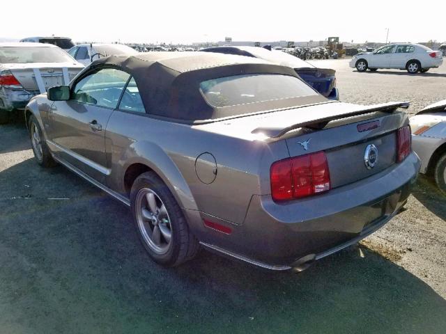 1ZVFT85H855255601 - 2005 FORD MUSTANG GT GRAY photo 3