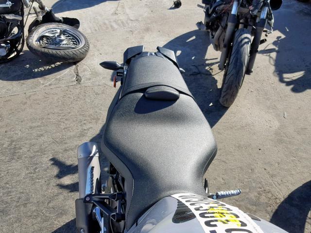 JYARN48Y4HA000157 - 2017 YAMAHA FZ10 C GRAY photo 6