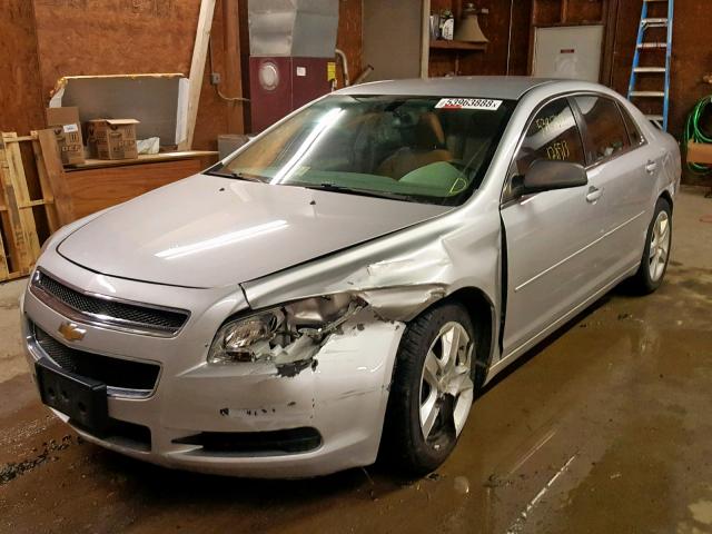 1G1ZB5E01CF150877 - 2012 CHEVROLET MALIBU LS 银色 照片 2