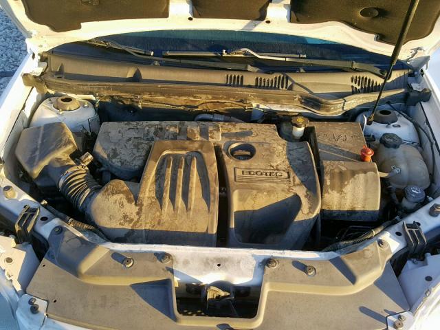 1G2AL18F587117977 - 2008 PONTIAC G5 WHITE photo 7