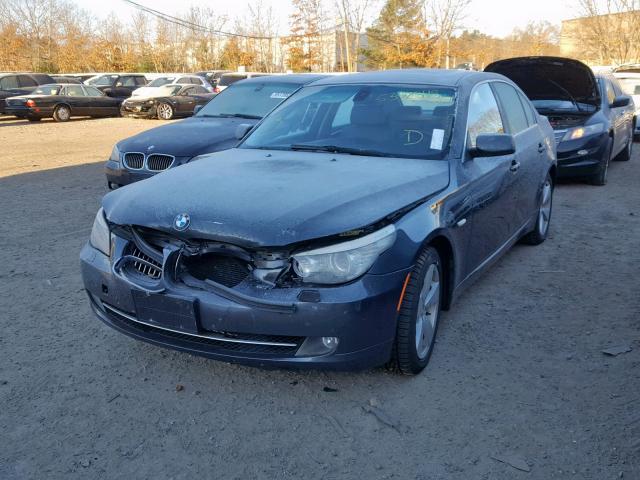 WBANV13558CZ58210 - 2008 BMW 528 XI GRAY photo 2