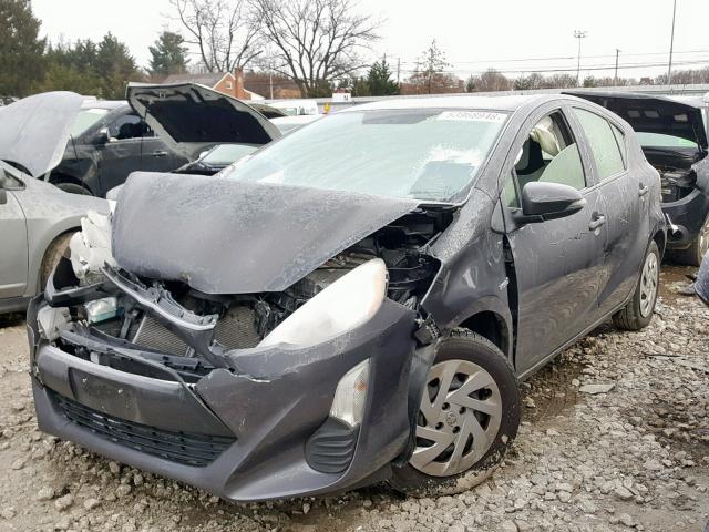 JTDKDTB35G1125795 - 2016 TOYOTA PRIUS C GRAY photo 2