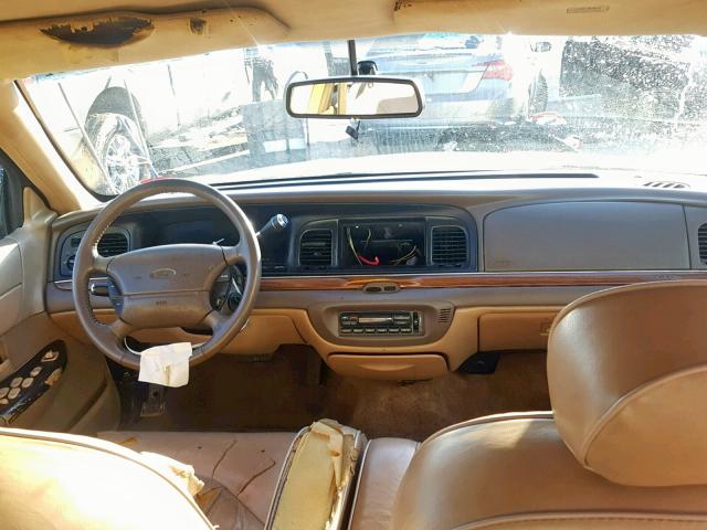 2FALP74W8VX130834 - 1997 FORD CROWN VICT TAN photo 9