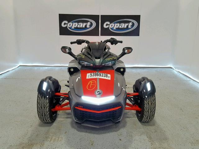 2BXRDDD21GV000952 - 2016 CAN-AM SPYDER ROA GRAY photo 9