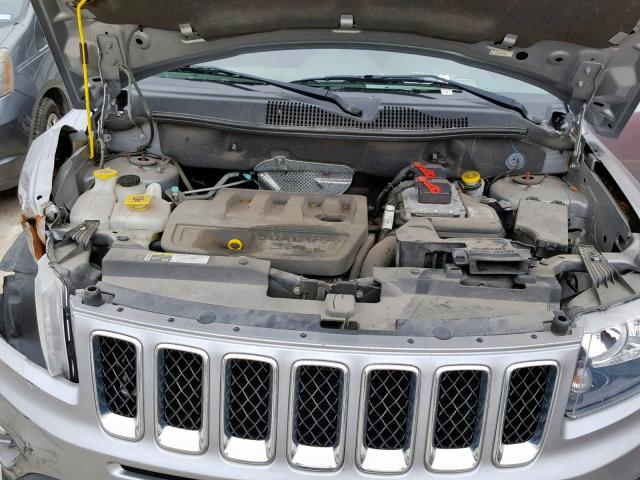 1C4NJCBB3ED741553 - 2014 JEEP COMPASS SP 银色 照片 7