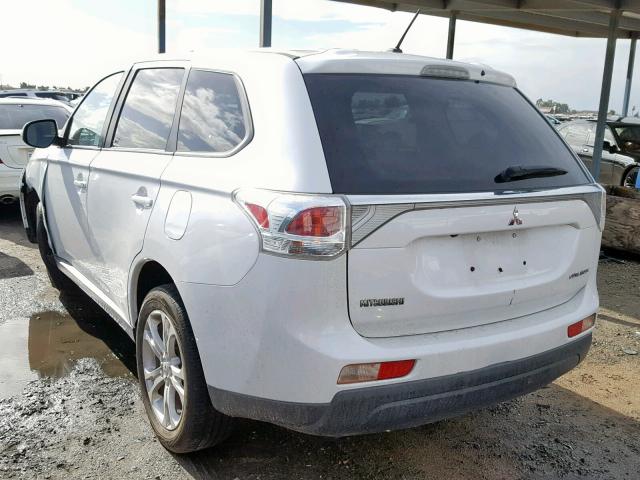 JA4AD3A32EZ018063 - 2014 MITSUBISHI OUTLANDER WHITE photo 3