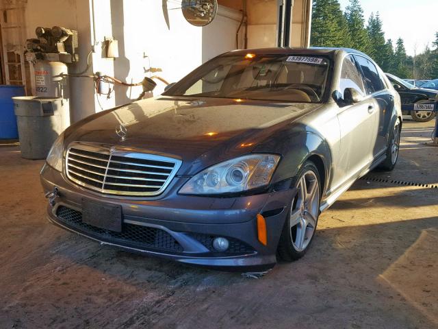 WDDNG71X47A076658 - 2007 MERCEDES-BENZ S550 GRAY photo 2