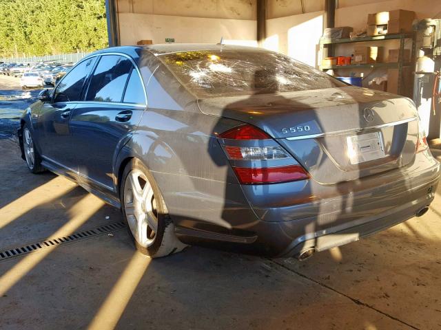 WDDNG71X47A076658 - 2007 MERCEDES-BENZ S550 GRAY photo 3