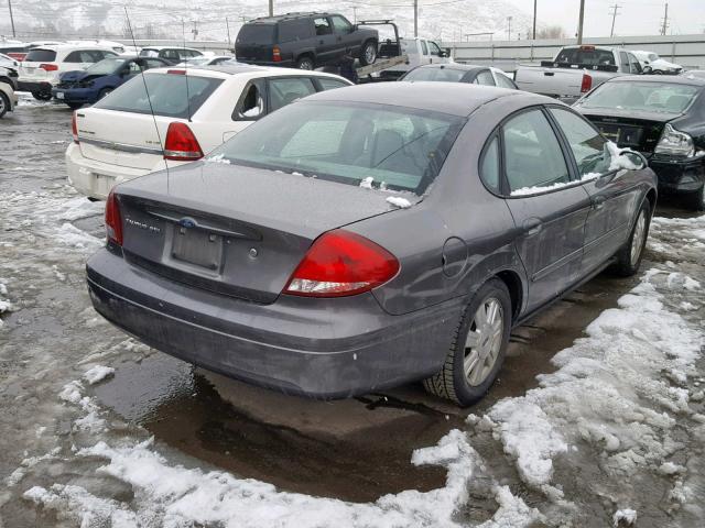 1FAFP56275A234199 - 2005 FORD TAURUS SEL GRAY photo 4