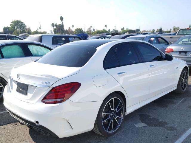 55SWF6EB9JU257200 - 2018 MERCEDES-BENZ C 43 4MATI WHITE photo 4