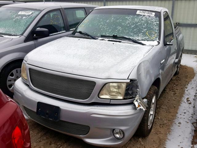 2FTZF07371CA98086 - 2001 FORD F150 SVT L SILVER photo 2