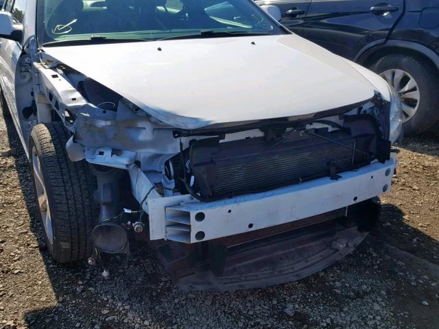 1G1ZC5E13BF298968 - 2011 CHEVROLET MALIBU 1LT 白色 照片 9