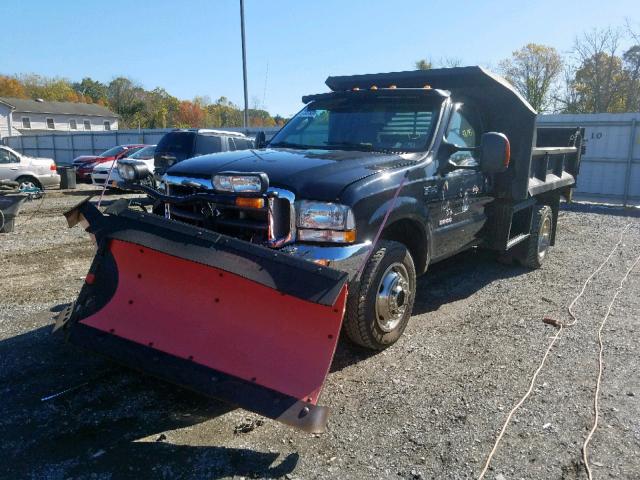 1FDAF57P34ED66834 - 2004 FORD F550 SUPER BLACK photo 2