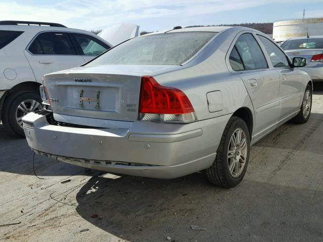 YV1RH592X72618114 - 2007 VOLVO S60 2.5T SILVER photo 4