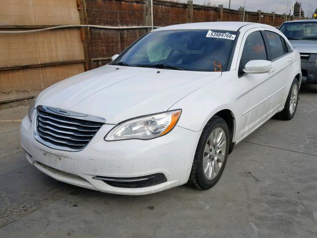 1C3CCBAB9CN273305 - 2012 CHRYSLER 200 LX WHITE photo 2