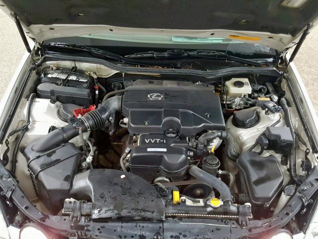 JT8BD69S540202342 - 2004 LEXUS GS 300 WHITE photo 7