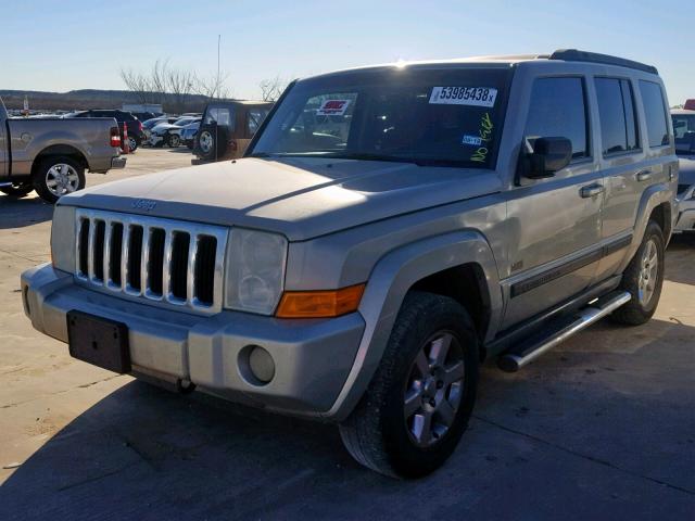 1J8HH48P57C664087 - 2007 JEEP COMMANDER BEIGE photo 2