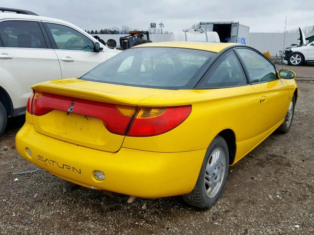 1G8ZY12781Z108485 - 2001 SATURN SC2 YELLOW photo 4