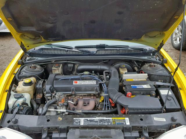 1G8ZY12781Z108485 - 2001 SATURN SC2 YELLOW photo 7