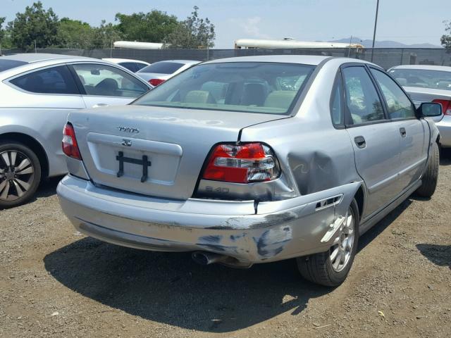 YV1VS27574F025195 - 2004 VOLVO S40 1.9T GRAY photo 4