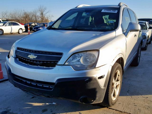 3GNAL2EK6CS570381 - 2012 CHEVROLET CAPTIVA SP SILVER photo 2