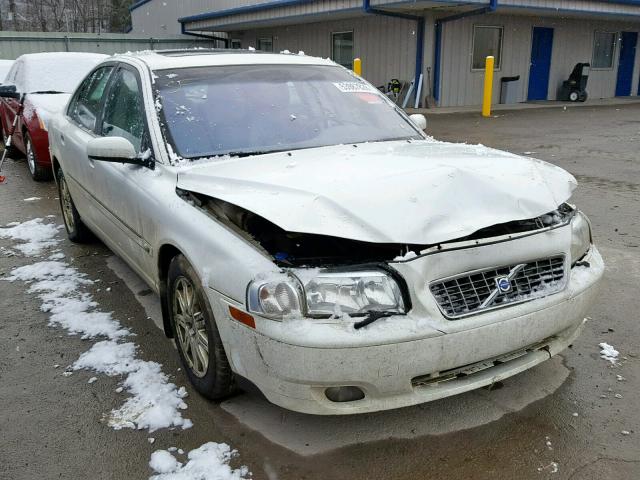 YV1TS592251405569 - 2005 VOLVO S80 2.5T WHITE photo 1