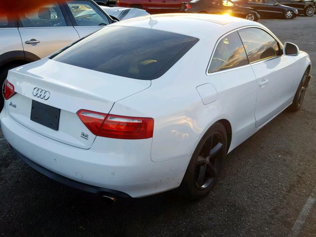 WAUDK78T09A030848 - 2009 AUDI A5 QUATTRO WHITE photo 4