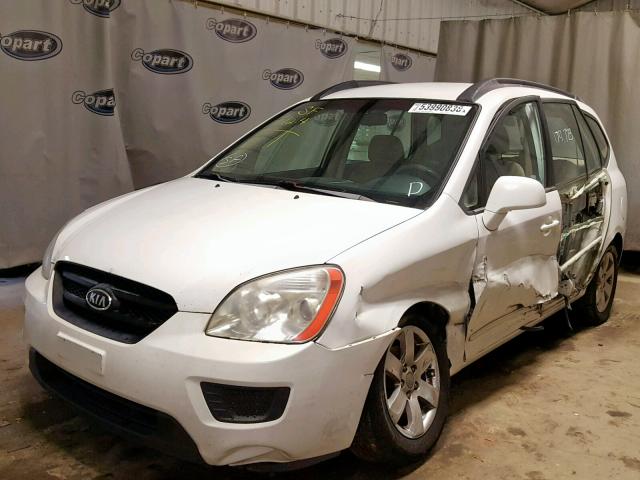 KNAFG526087183162 - 2008 KIA RONDO LX WHITE photo 2