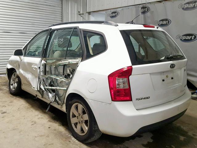 KNAFG526087183162 - 2008 KIA RONDO LX WHITE photo 3