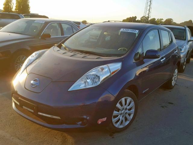 1N4BZ0CP2HC308553 - 2017 NISSAN LEAF S BLUE photo 2