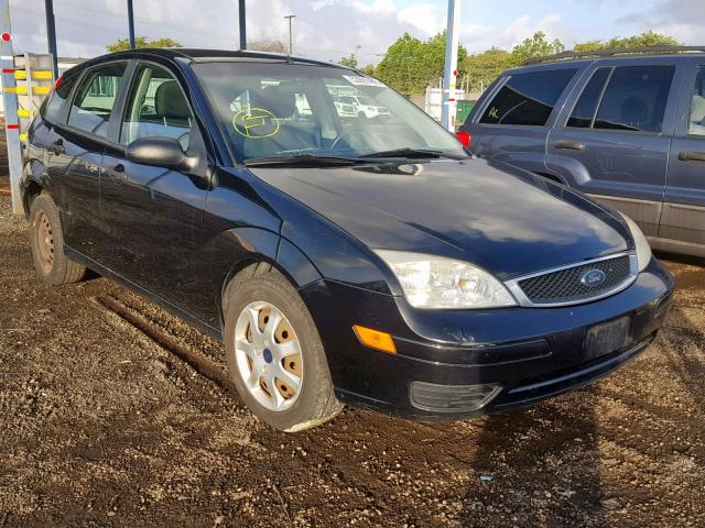 3FAFP37N45R161005 - 2005 FORD FOCUS ZX5 BLACK photo 1