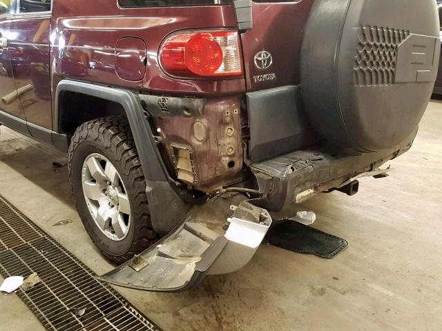 JTEBU11F970098960 - 2007 TOYOTA FJ CRUISER BURGUNDY photo 9