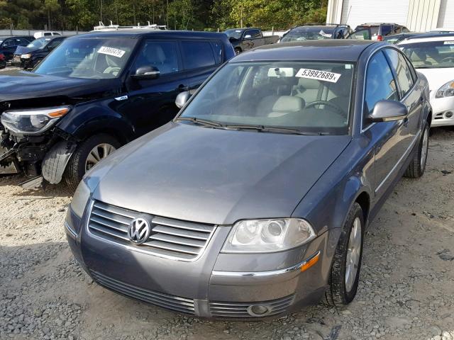 WVWAE63B45E070066 - 2005 VOLKSWAGEN PASSAT GLS SILVER photo 2