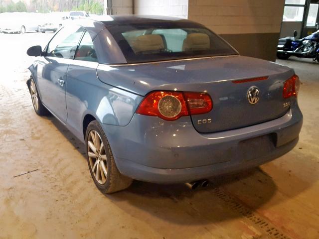 WVWFA71FX7V027321 - 2007 VOLKSWAGEN EOS 2.0T L BLUE photo 3