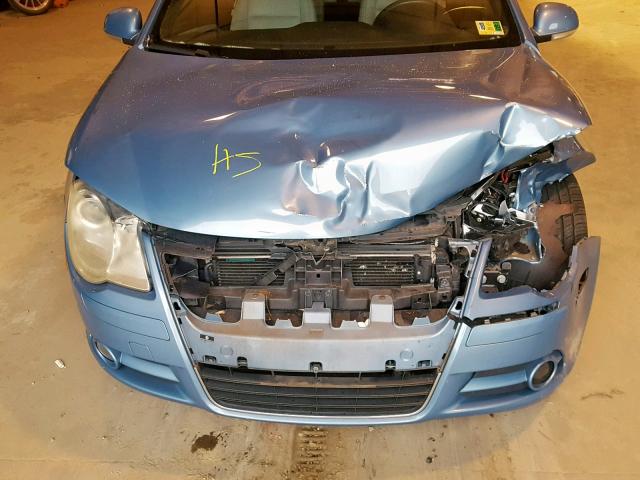 WVWFA71FX7V027321 - 2007 VOLKSWAGEN EOS 2.0T L BLUE photo 7