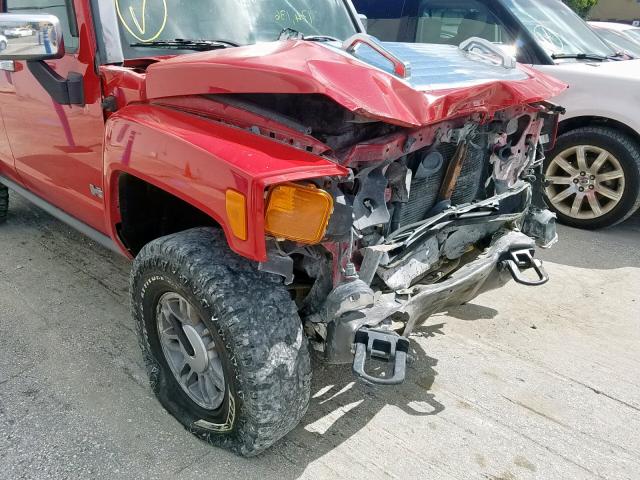 5GTDN136168102399 - 2006 HUMMER H3 RED photo 9