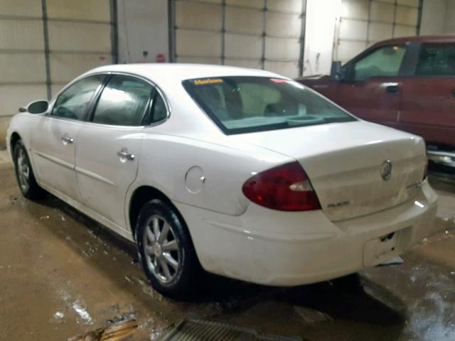 2G4WD582571175467 - 2007 BUICK LACROSSE C WHITE photo 3