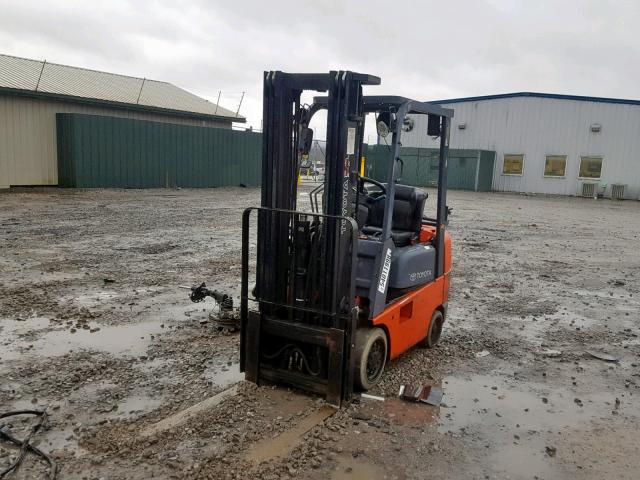 E704113 - 2000 TOYOTA FORKLIFT ORANGE photo 2