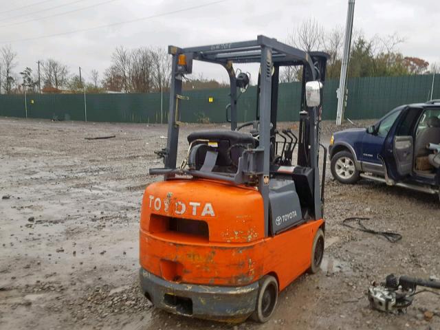 E704113 - 2000 TOYOTA FORKLIFT ORANGE photo 4