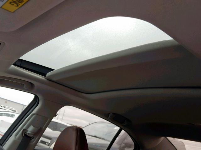 19UUB1F55GA001820 - 2016 ACURA TLX TECH WHITE photo 9